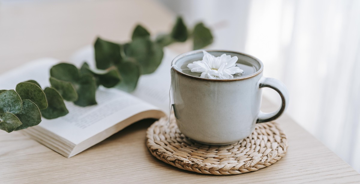 brewing green tea