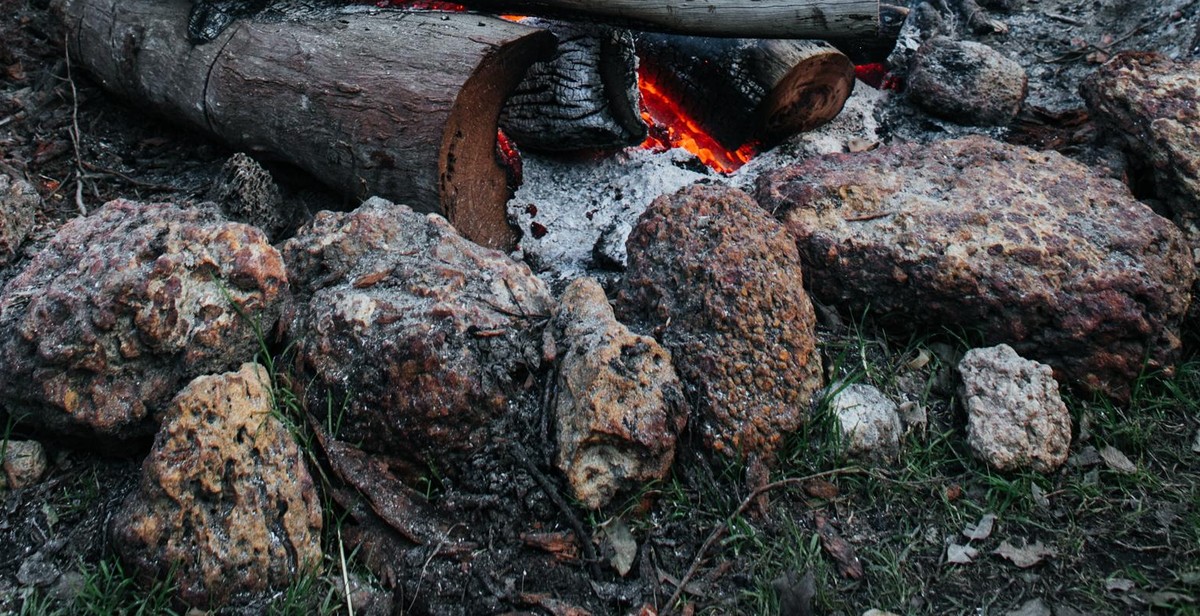 building fire pit table base