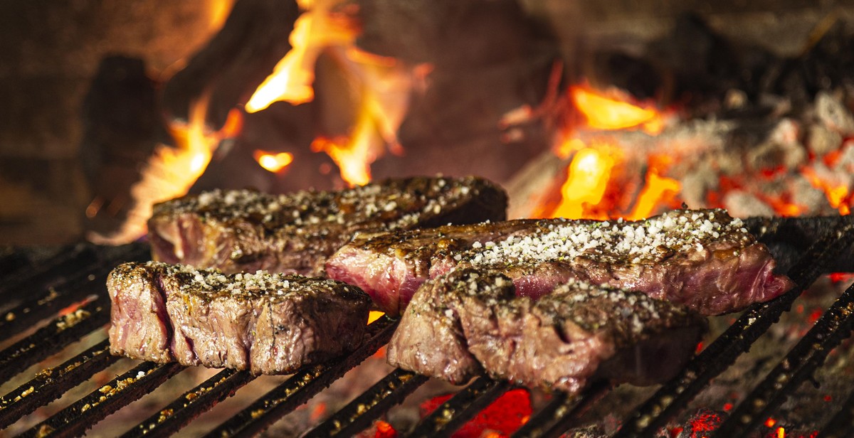 charcoal grill setup