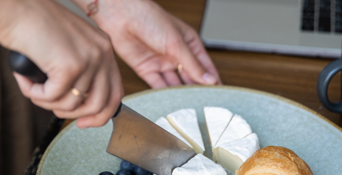 cutting and mashing fruit