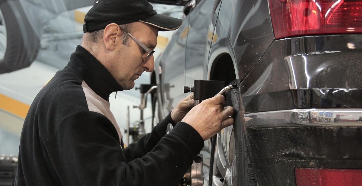 electric car tire maintenance