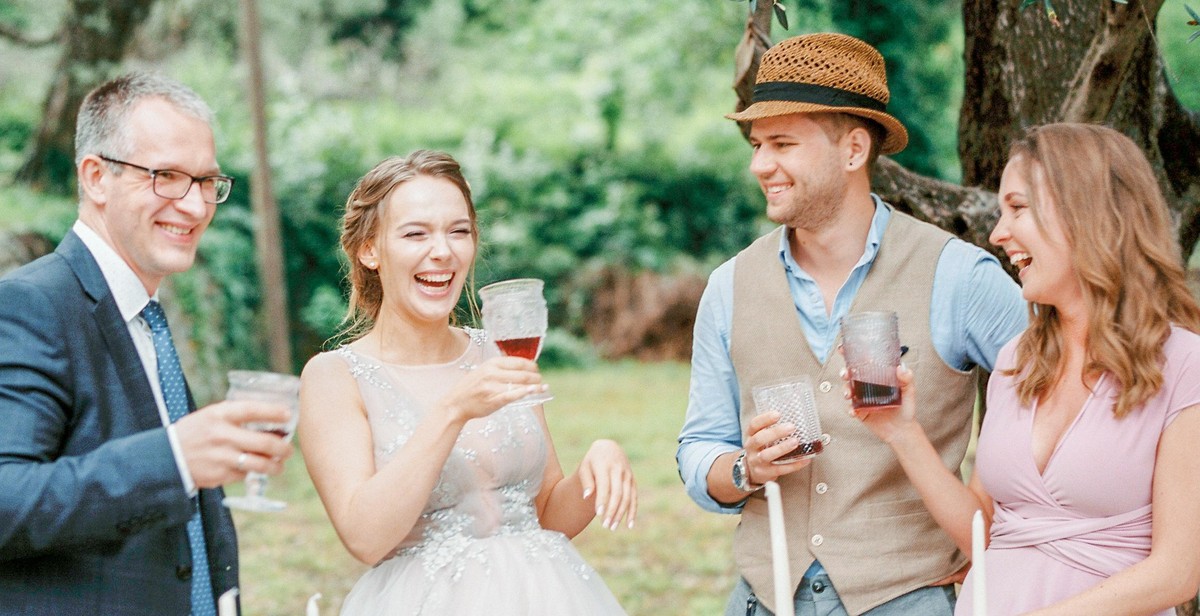 gothic wedding food and drinks