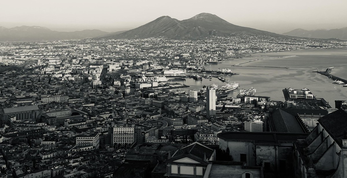 naples italy pizza