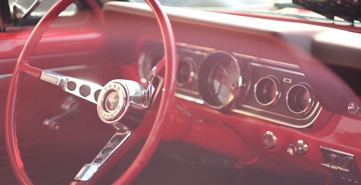 oldtimer car interior