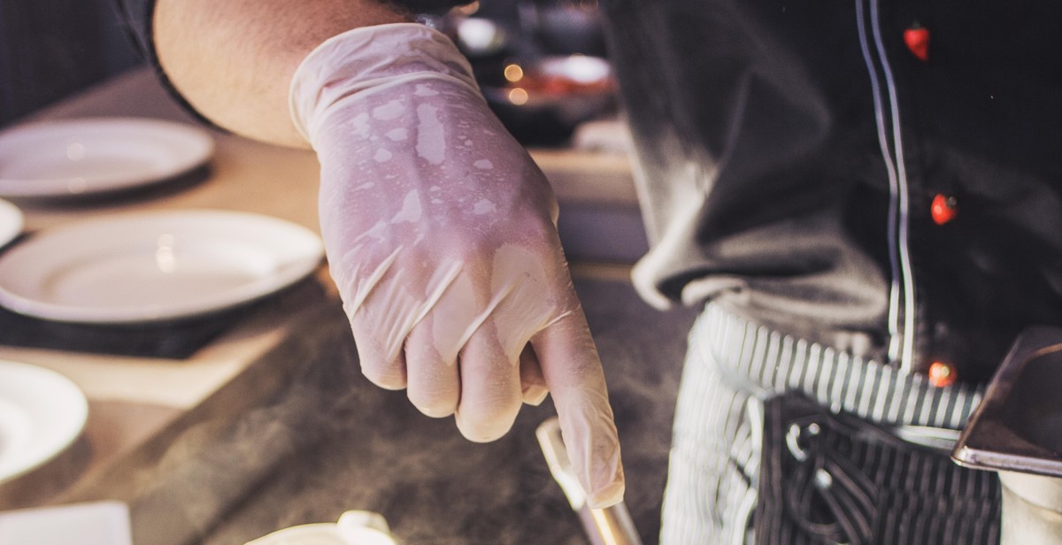 pan-frying scallops