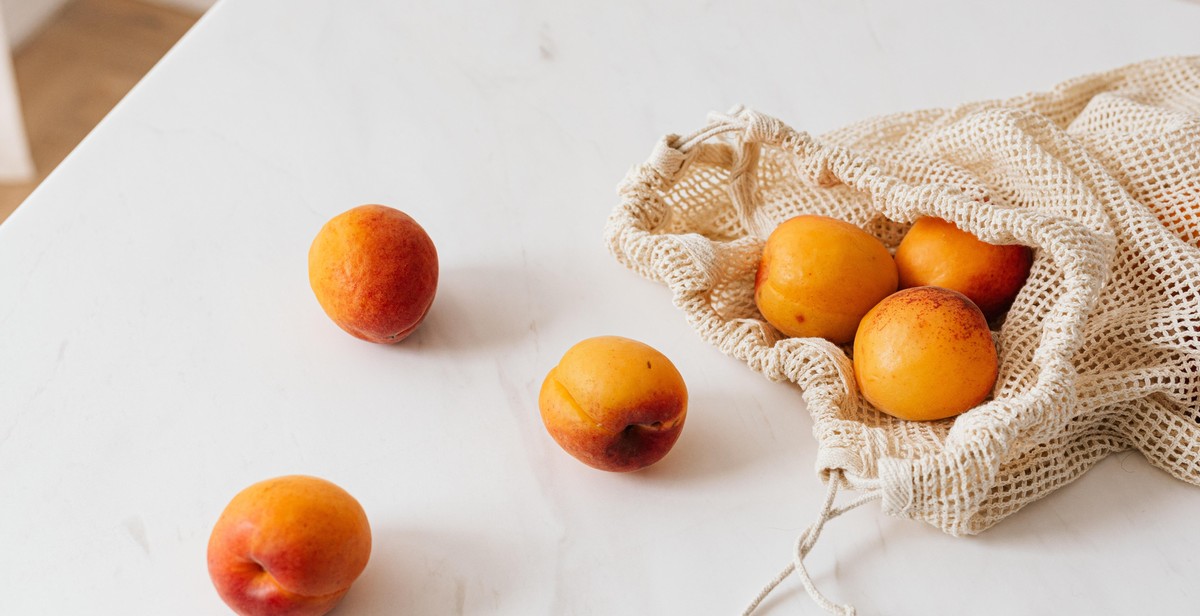 ripe fruits for vinegar