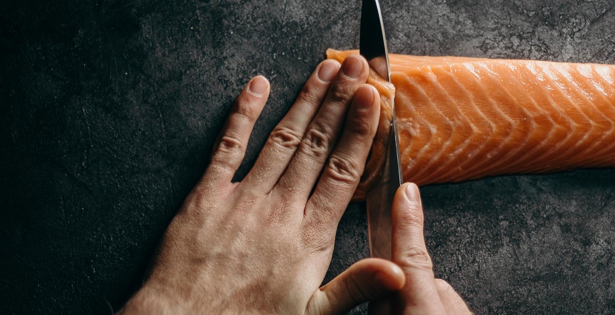 salmon fillets preparation