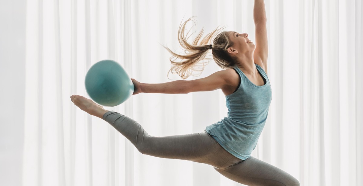 swiss ball exercises benefits
