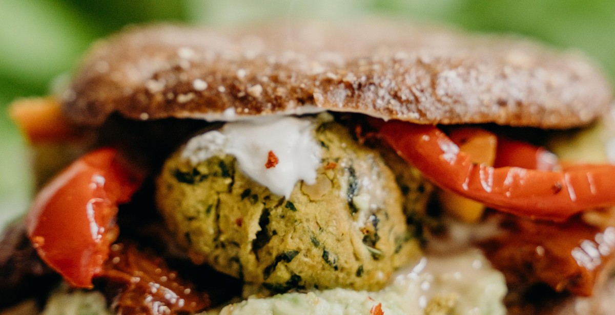 vegan burger preparation