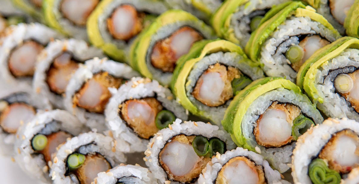 vegetable sushi preparation