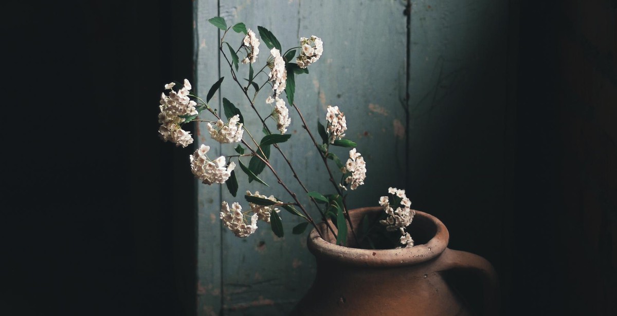 vertical flower wall backing