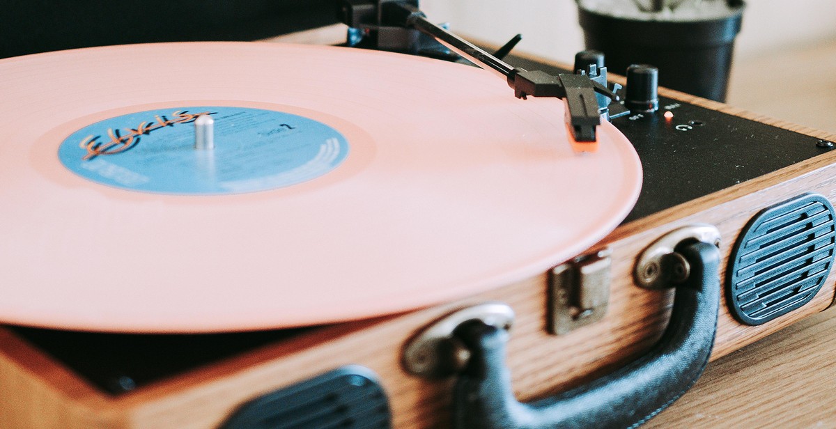 vintage vinyl record subscription service