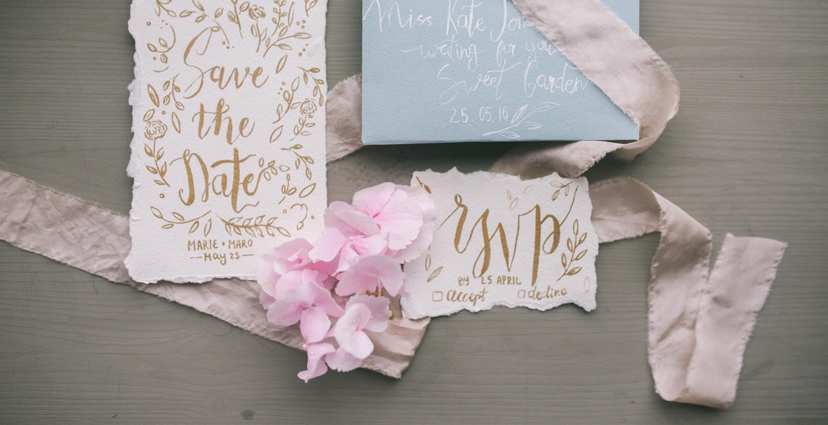 wedding invitation font pairing tips