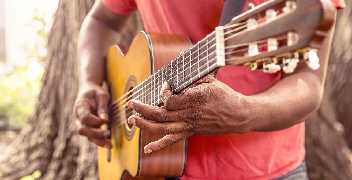 guitar strumming