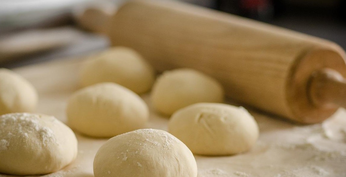 homemade pizza dough