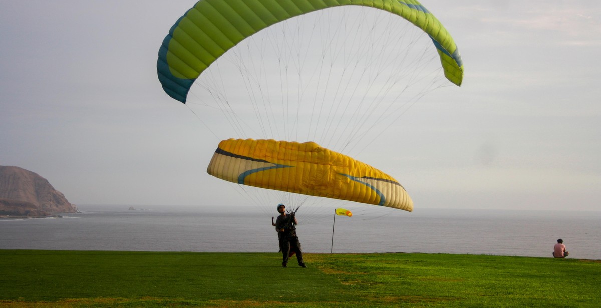 parachute landing