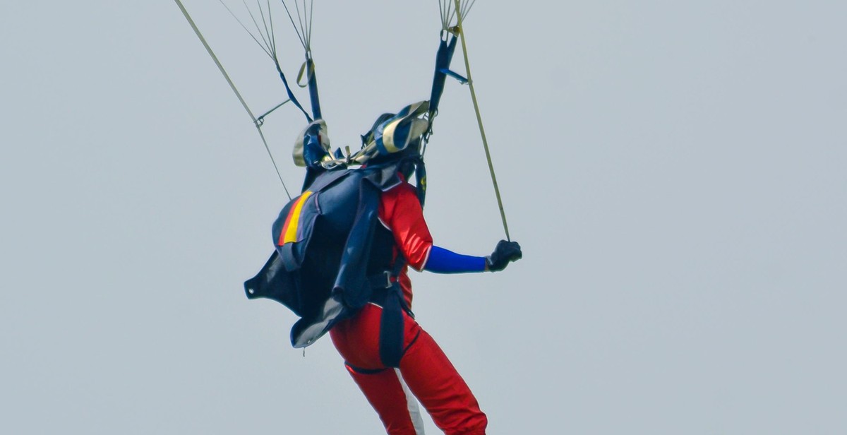 parachuting equipment