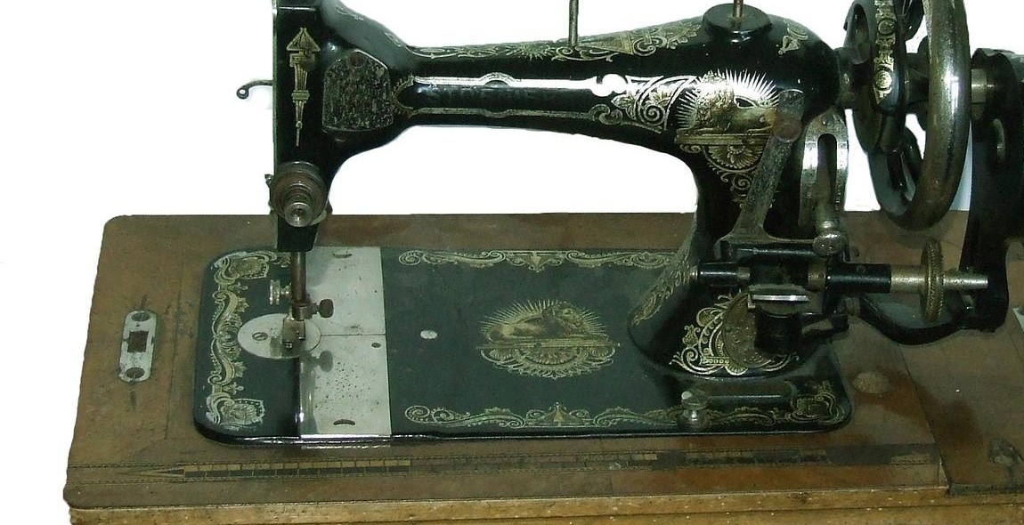 sewing dress sewing machine