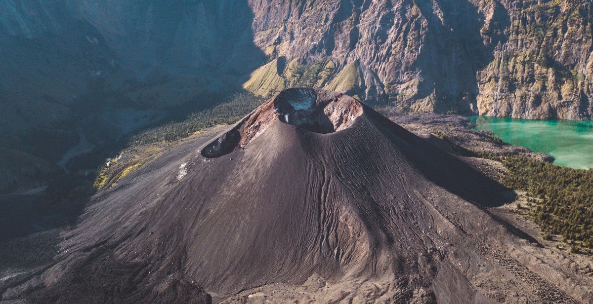 volcano landscape photography tips