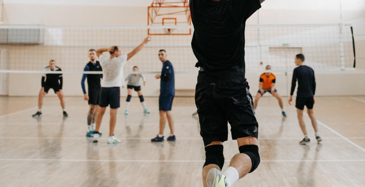 volleyball diving practice