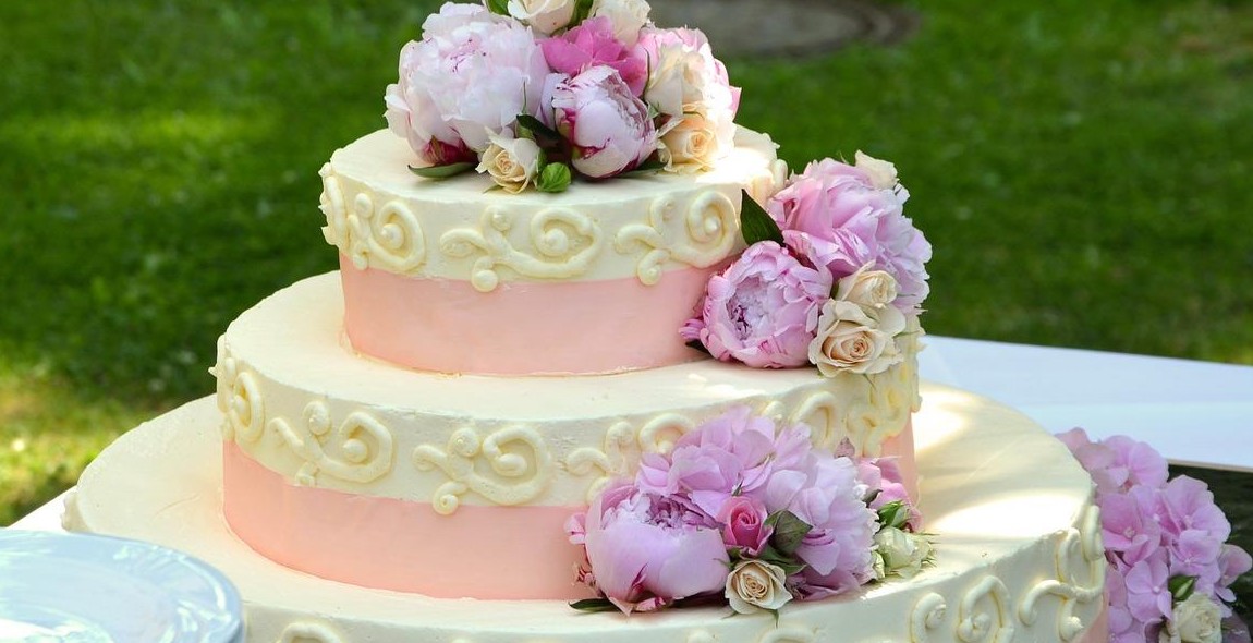 wedding cake decoration